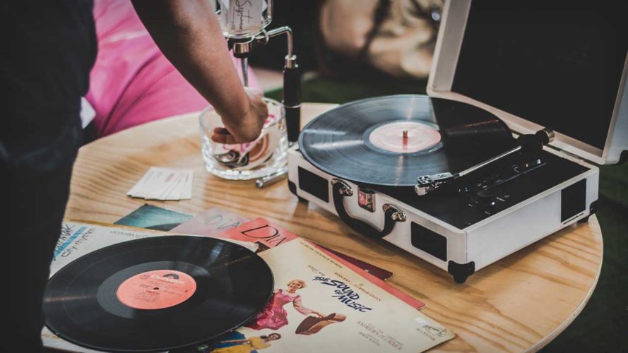 The Best Suitcase Record Player [Top Reviews]