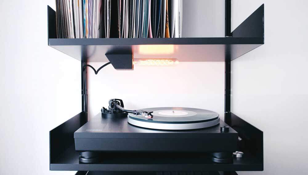 Best turntable Under $500 - Turntable shelf size